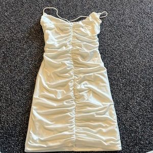 white windsor backless free